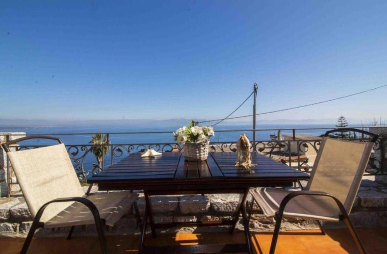 Malvazios Villas #2 Гитион Экстерьер фото