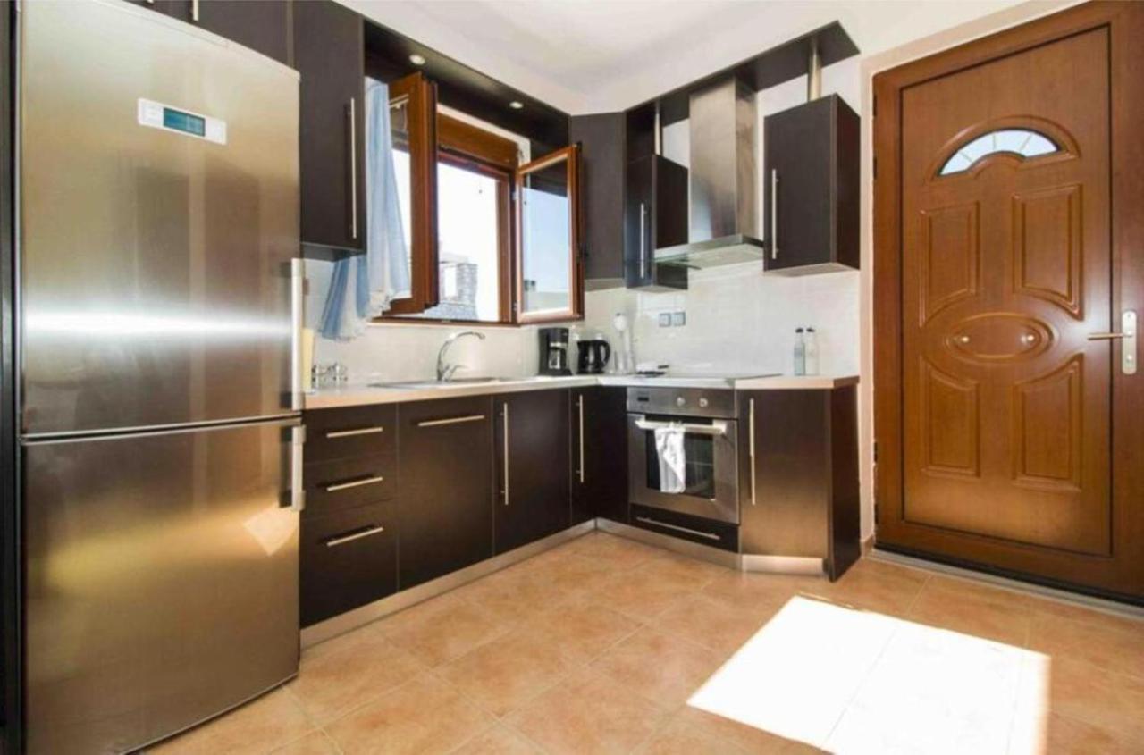 Malvazios Villas #2 Гитион Экстерьер фото