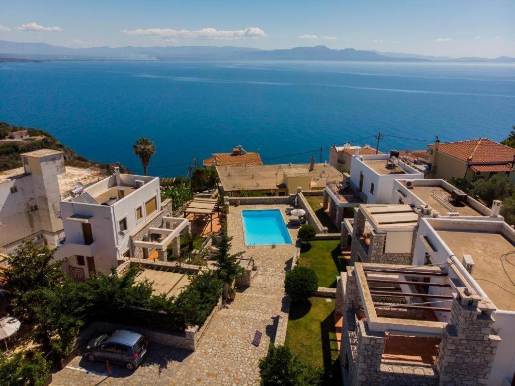 Malvazios Villas #2 Гитион Экстерьер фото